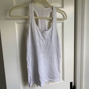Lululemon tank top